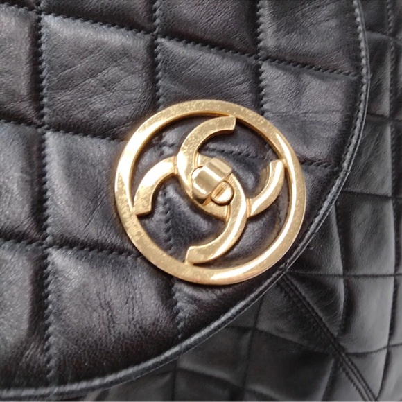 CHANEL CC TURNLOCK Matelasse Backpack Bag Leather Black Unisex - Picture 3 of 14